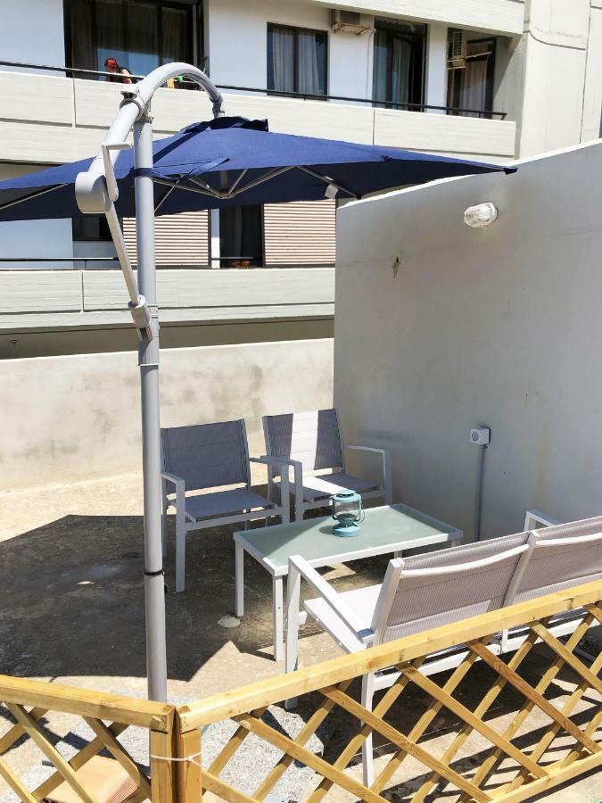 Sunny Micro-Loft Apartment With Outdoor Lounge Bendevís Eksteriør billede